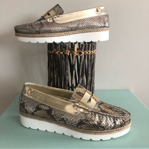 👛(ANY 2/$40) FERI Astrid Metallic Gold Ladies Leather Snake Skin Loafers  Gold